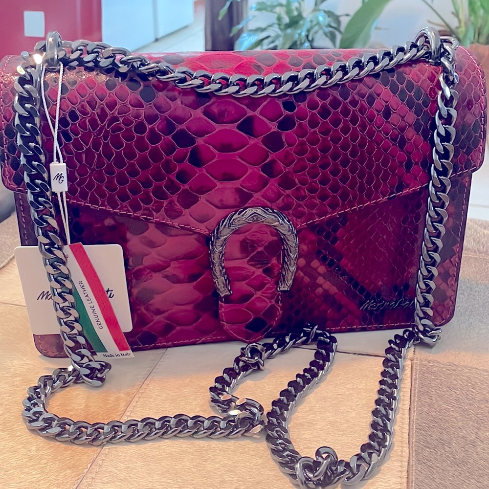 Italian Leather authentic fuchsia bag NWT !🇮🇹